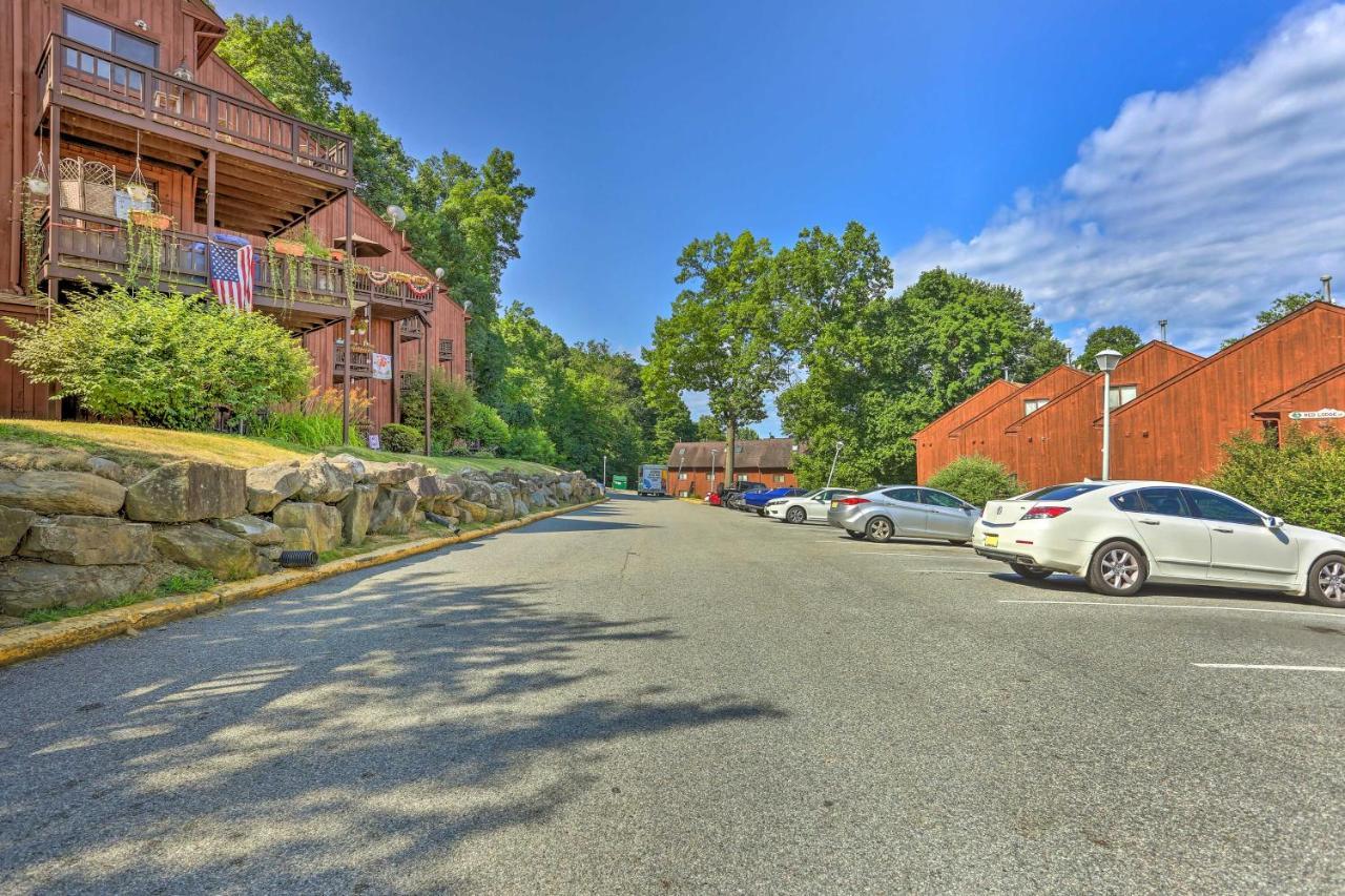 Vernon Township Condo With Balcony Near Ski Lifts! Esterno foto